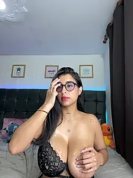 lovely_violet13's Live XXX Chat