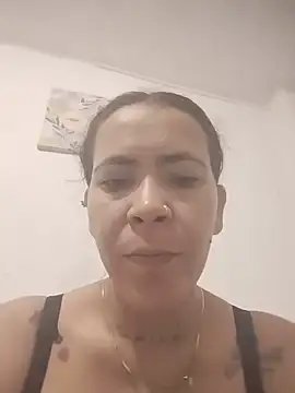 Show de Dounia_nagi na webcam