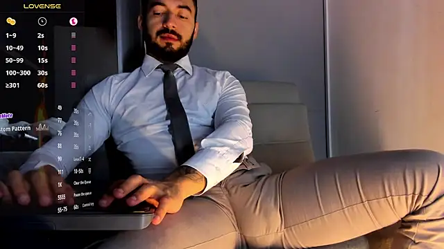 MarkWalker__ Show in webcam