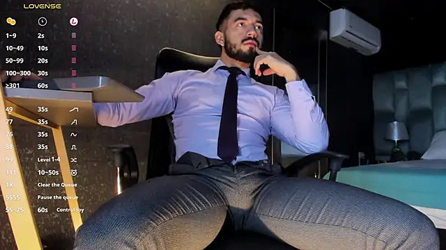 MarkWalker__'s Webcam Show