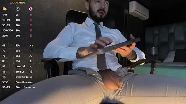 MarkWalker__'s Webcam Show