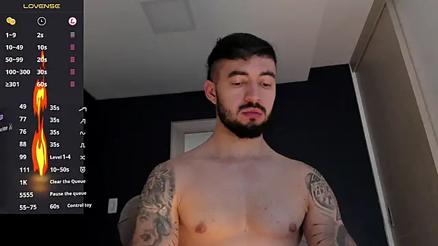 MarkWalker__ Show in webcam