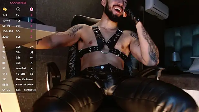 MarkWalker__'s Webcam Show
