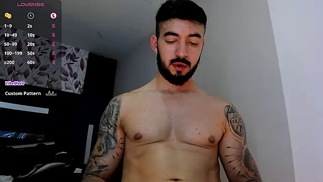 MarkWalker__ Show in webcam