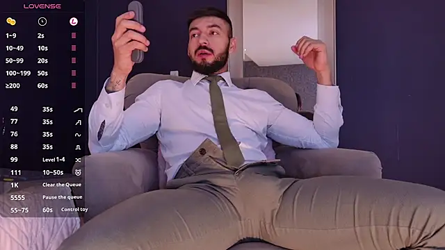 MarkWalker__ Show in webcam