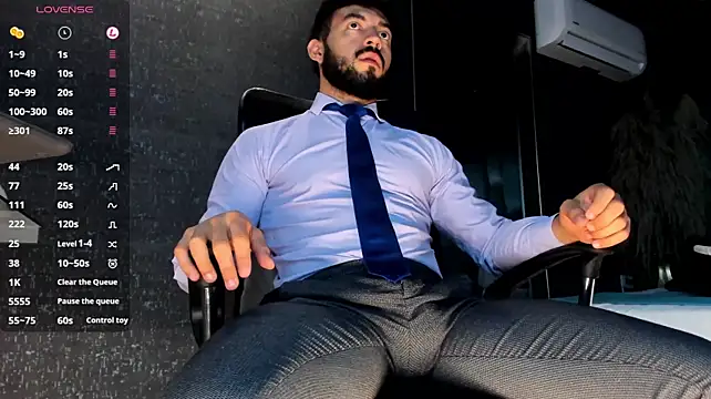 MarkWalker__'s Webcam Show