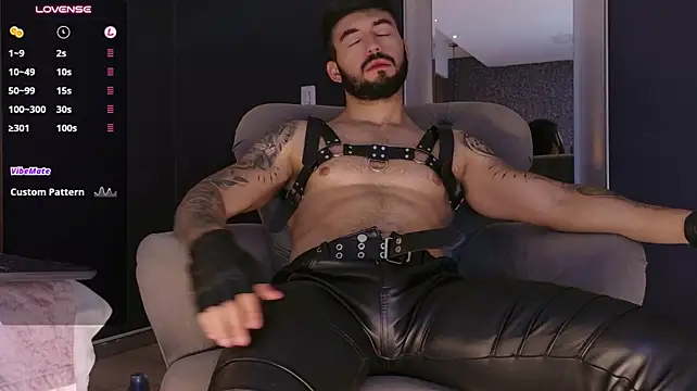 MarkWalker__'s Webcam Show
