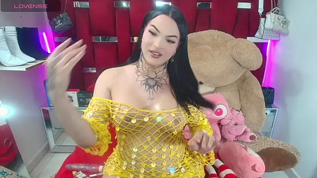 Ginna_doll Show in webcam
