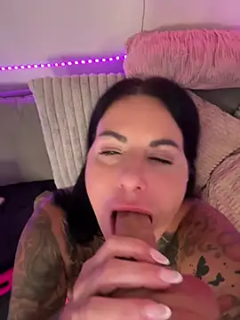 InKed-Kathy Pertunjukan Webcam