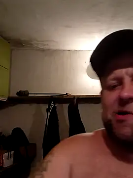 Show modela Wrwhat84 na web-kameri
