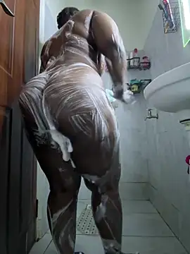 ThickyMel's Live XXX Chat