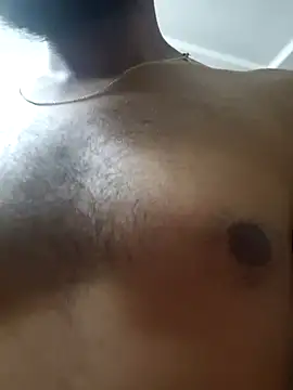 live12345xyz: διαδικτυακό σόου στην κάμερα