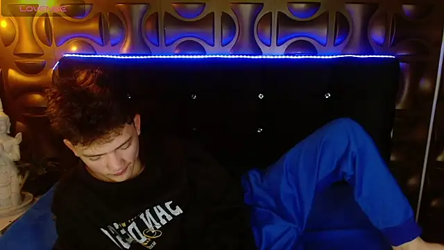 cruz_dante Pertunjukan Webcam