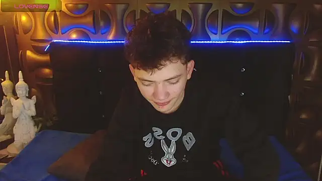 cruz_dante élő XXX-chatje