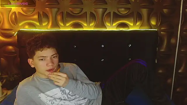 cruz_dante Webcam show