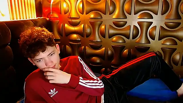 cruz_dante élő XXX-chatje
