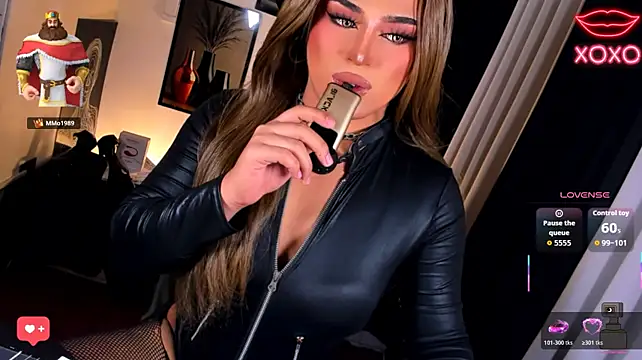 Show de MajesticGoddessxoxo na webcam