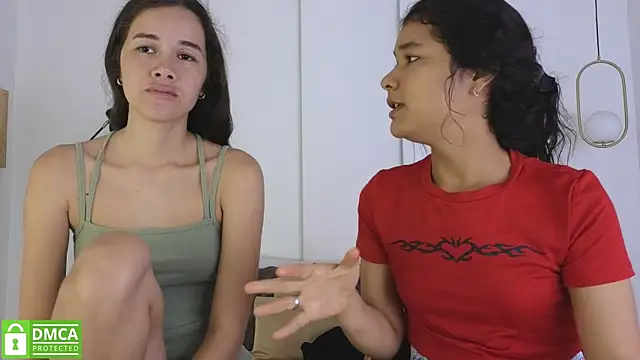 sexychanell_18 Pertunjukan Webcam