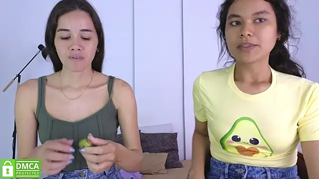 sexychanell_18のウェブカメラショー