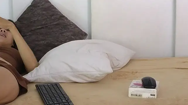 Živý XXX chat sexychanell_18