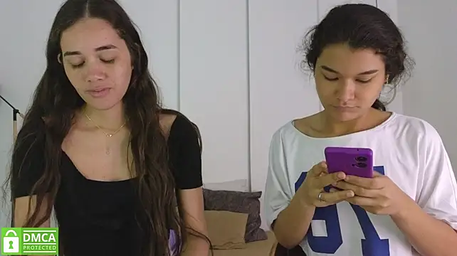 sexychanell_18's Live XXX Chat