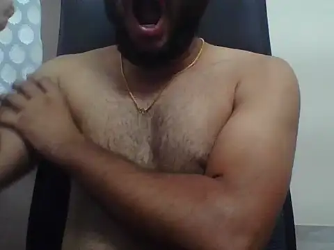 Chat XXX ao vivo de Virginboy2417