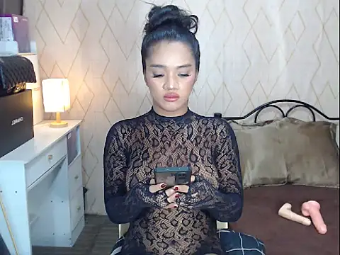 عرض كام NicoleTheBigCock