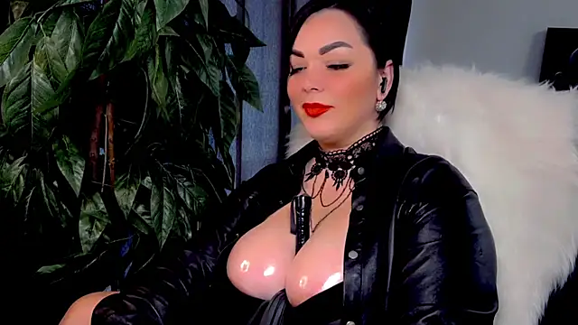 QueenOfUrKink – webcam-show