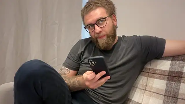 Bear_bear_ Webcam-Show