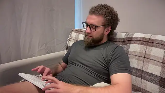 Bear_bear_ webkamerás műsora