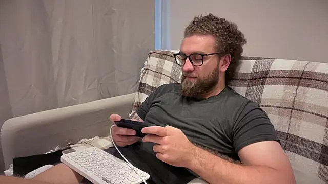 Bear_bear_'s Webcam Show