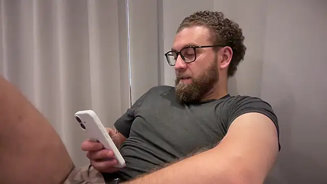 Bear_bear_ Webcam-Show