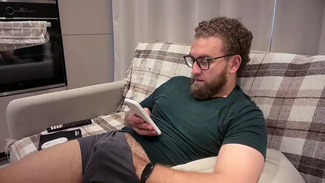 Bear_bear_ Webcam show