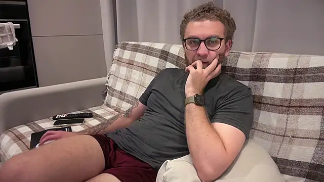 Bear_bear_ webcam show