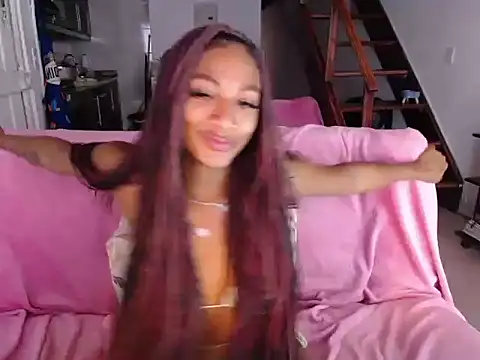 Show de samy_doll na webcam