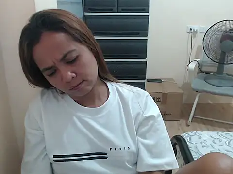 Chat +18 de xTheLastVIRGINx ao vivo