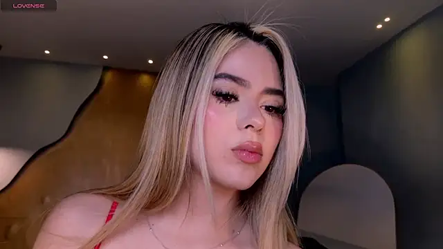 JuanitaClay Chat XXX live