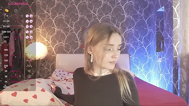 Онлайн чат XXX MiaMiaMeow