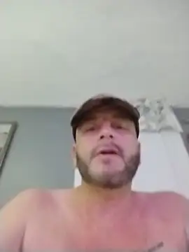 ShaneJames11's Webcam Show