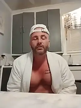 ShaneJames11 Show in webcam