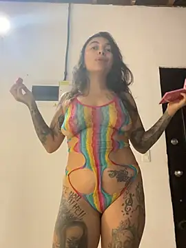 צ'אט XXX בשידור חי של ink_demonxxx
