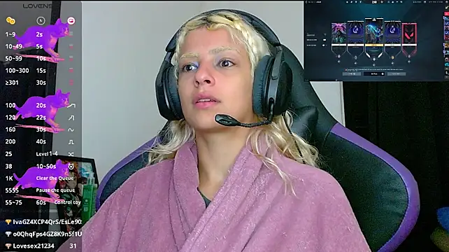 Show de blondegamerr na webcam
