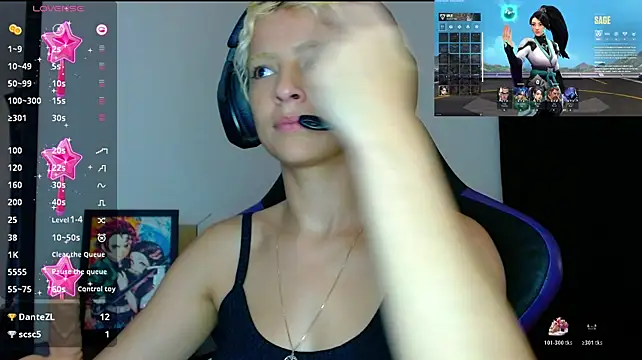 Show de blondegamerr na webcam
