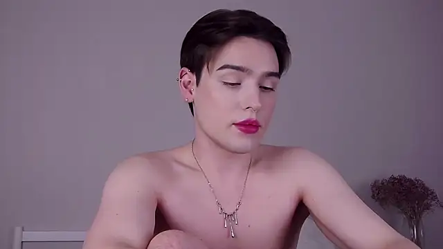 RobbyCharming's Webcam Show