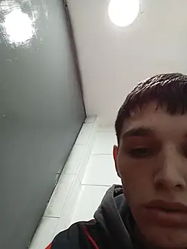 tumarido03 Show in webcam