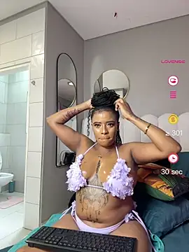 MILLA9000's Live XXX Chat