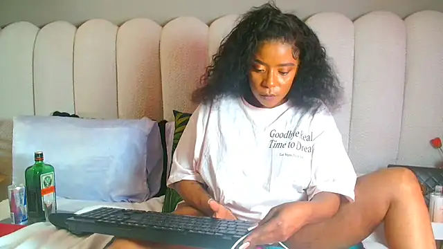 MIAMI9 Chat XXX live