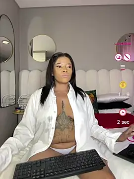 MIAMI9's Live XXX Chat