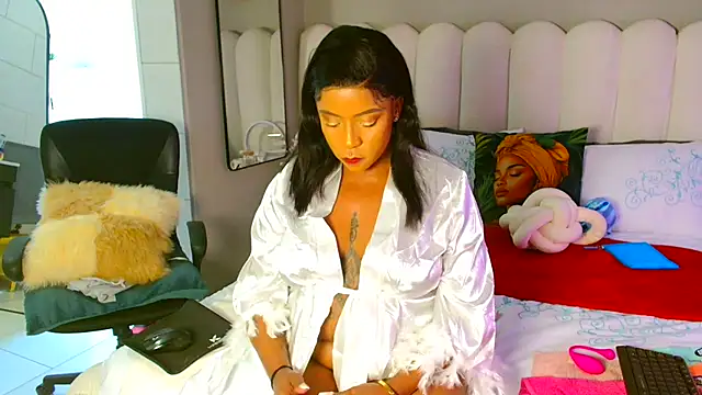 MIAMI9's Live XXX Chat