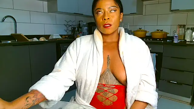 MIAMI9's Live XXX Chat